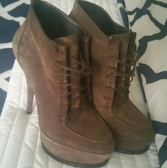 Elizabeth & James Lace up Suede Booties