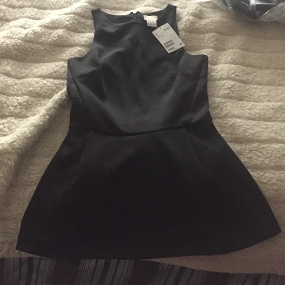 NWT H&M Black Peplum Top