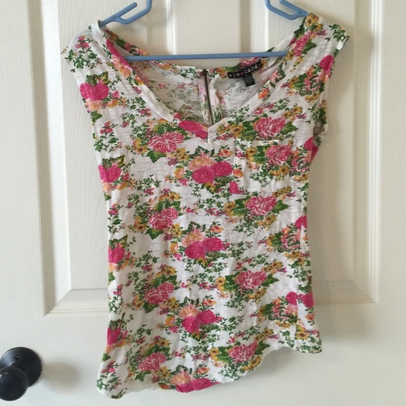 Short Sleeved Top