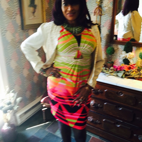 Spring dress - Picture 2 of 2