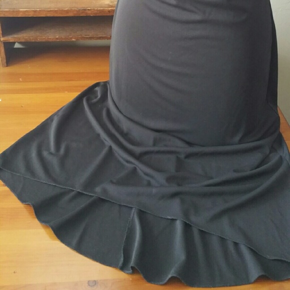 Sexy Fitted Little Black Dress with Cowl Neckline - Picture 3 of 4