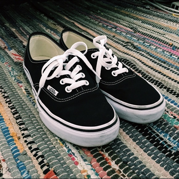 Authentic Vans, Size 7