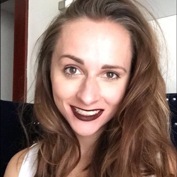 Meet your Posher, Lindsey - Picture 1 of 1