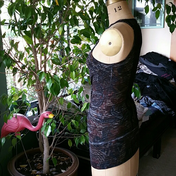 Vest - Picture 3 of 3