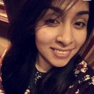 Meet your Posher, Beatriz