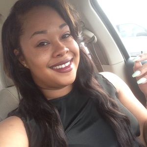 Meet your Posher, Shamika