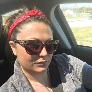 Meet your Posher, Jennifer