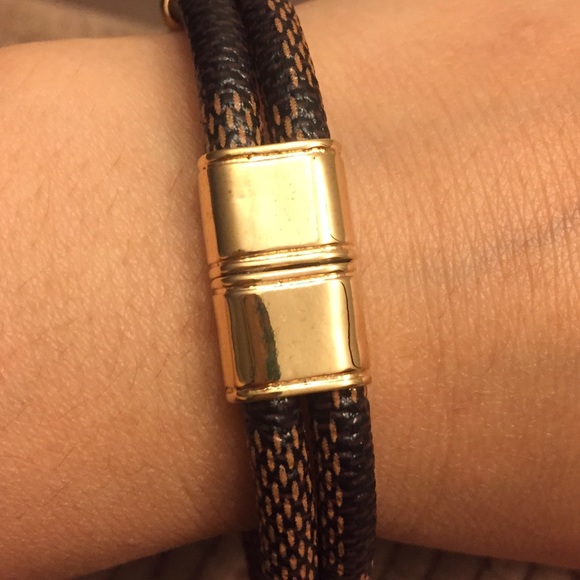 Fashion  Bracelet 😍💖💖💖💕💕 - Picture 3 of 4