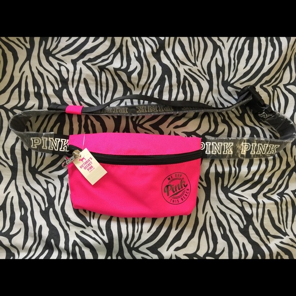 NWT: VS PINK Fanny Pack