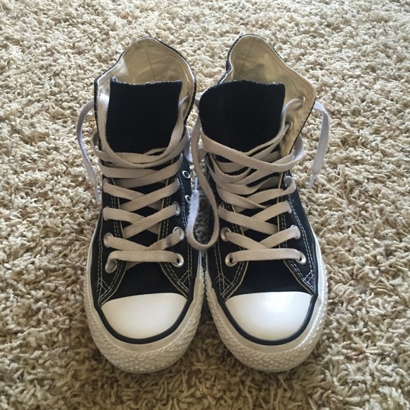 Sold! 😊Black Hightop Converse ✌🏻️ - Picture 2 of 4