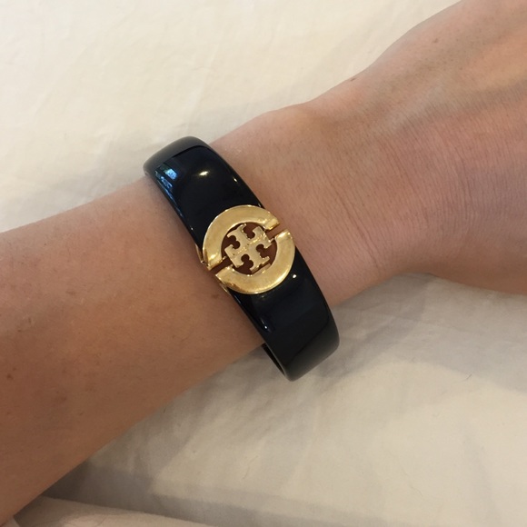Tory Burch Logo Hinge Bracelet