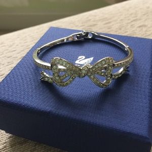 100% authentic Swarovski bangle