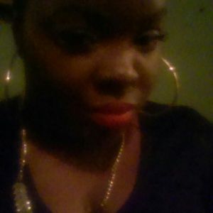 Meet your Posher, Monica