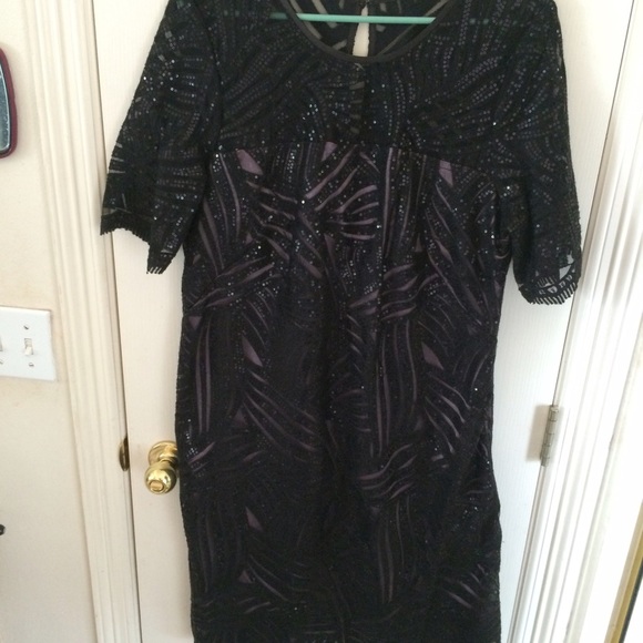 Donna Ricco black lace/sequin dress