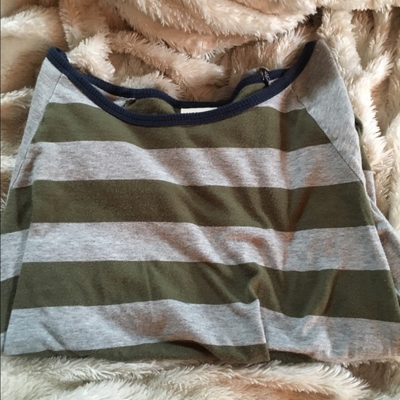 3/4 sleeve shirt round bottom - Picture 3 of 6