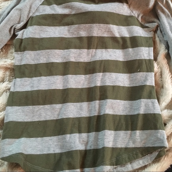 3/4 sleeve shirt round bottom - Picture 5 of 6