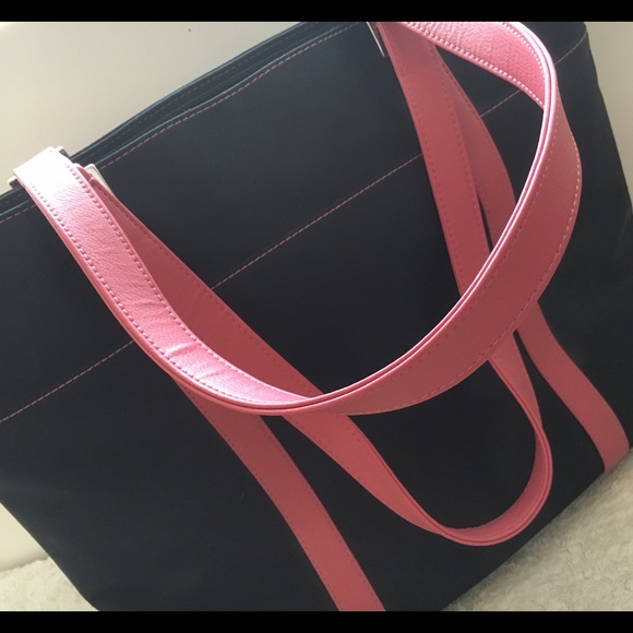 Laptop bag Susan G Komen edition