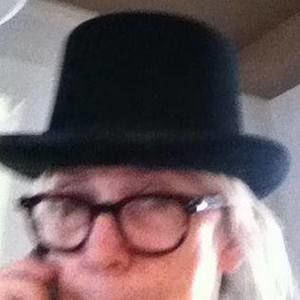 Meet your Posher, Niki