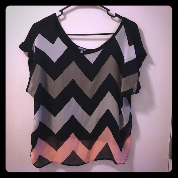 Cute chevron top