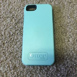 Otter box 5/5s