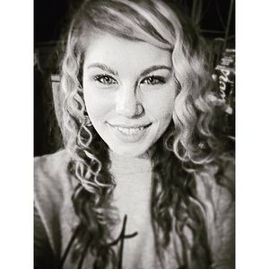 Meet your Posher, Lacey