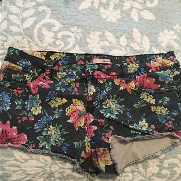 Bongo cut off shorts