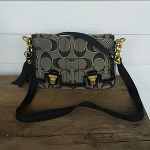 Pre-loved Authentic Coach Handbag