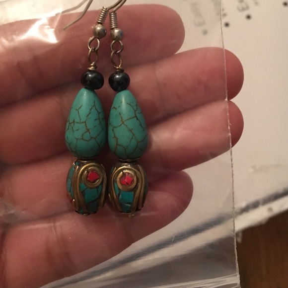 Handmade Turquoise Coral Earring - Picture 3 of 3