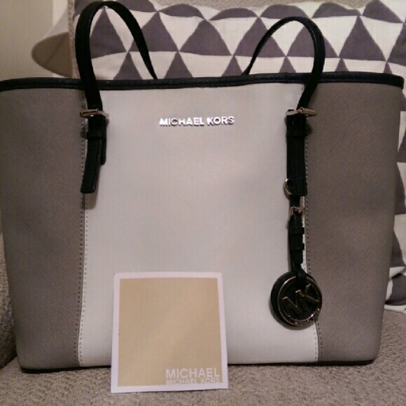 Small Michael Kors jet set tote