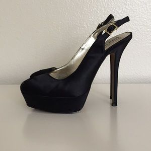 Steve Madden Satin Peep Toe