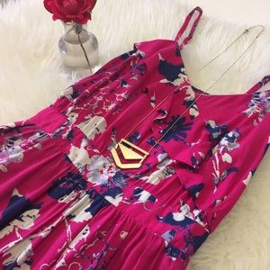 🎀 Flowy Floral dress