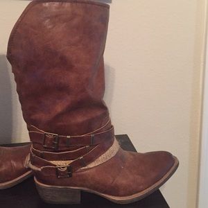 Boots - Coconut by Matisse