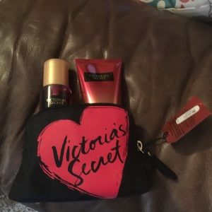 Victoria's Secret Package w/ $10 card & coupon!