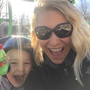 Meet your Posher, Nina