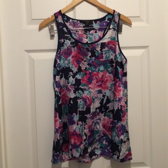 Floral Tank - Picture 2 of 3