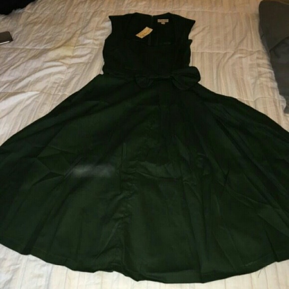 Vintage Green dress - Picture 1 of 2