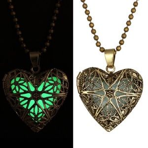 Glow Pendants Romantic Heart Necklace