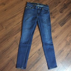 7 For All Mankind Gwenevere Skinny Jeans Size 27