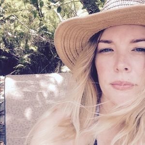 Meet your Posher, Tara