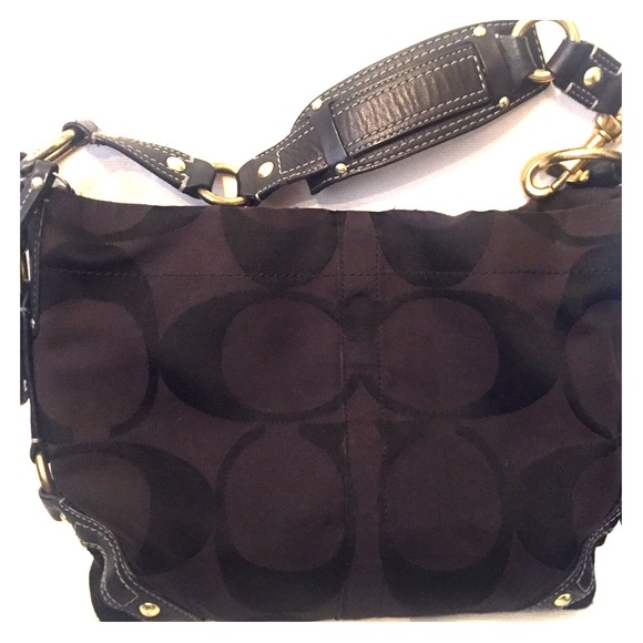 Authentic coach black C purse