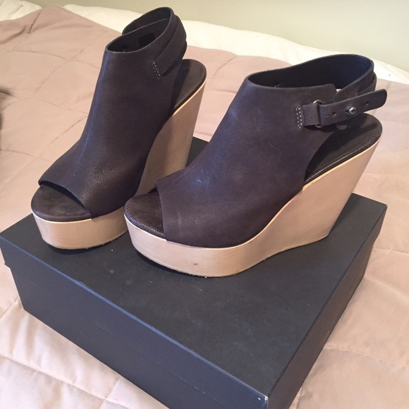 🚫🚫SOLD🚫🚫black leather All Saints City Wedge - Picture 3 of 3