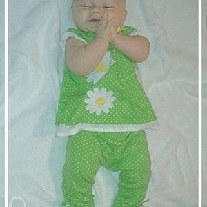 Baby flower outfit