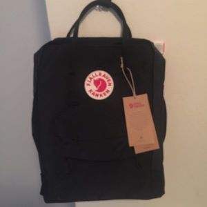 Fjallraven Kanken bag