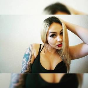 Meet your Posher, Anayeli