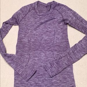 Lululemon size 4 long sleeve.