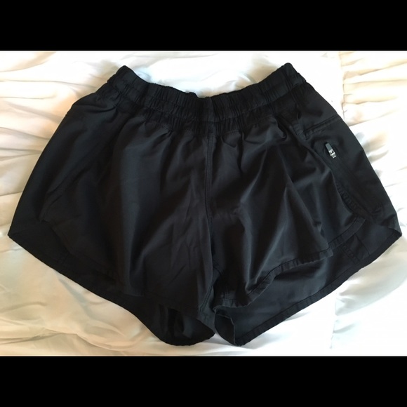 Lululemon shorts size 10