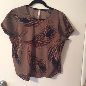 Feather print blouse🌾