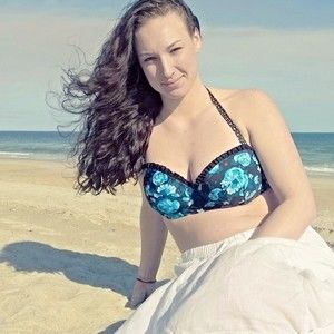 Meet your Posher, Brenna