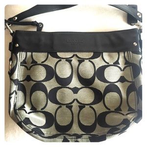 Coach Zoe signature shoulder bag
