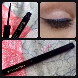Illamasqua Precision Ink Eyeliner
